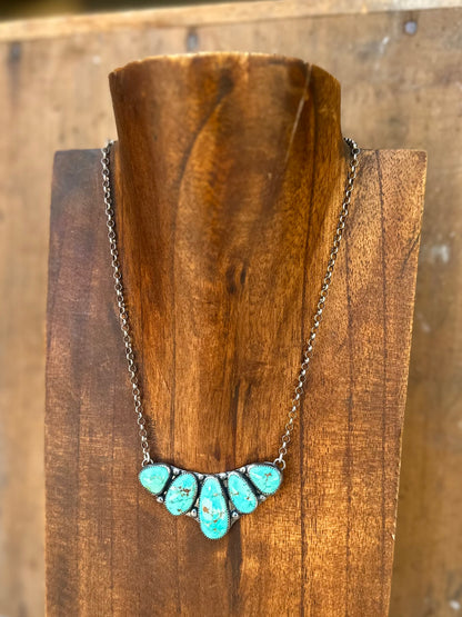 Sonoran Curved Bar Necklace