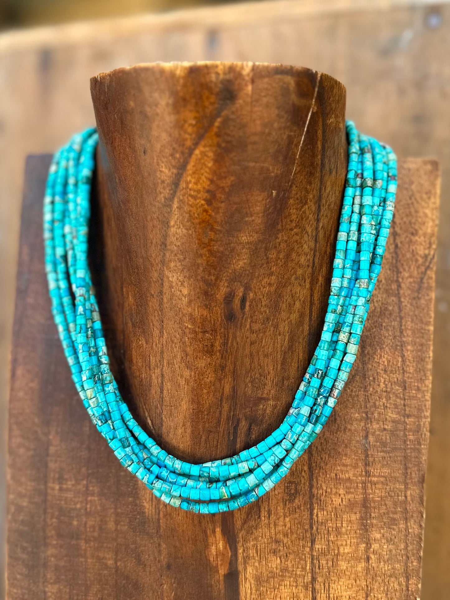 16" Kingman Dainty Stacker